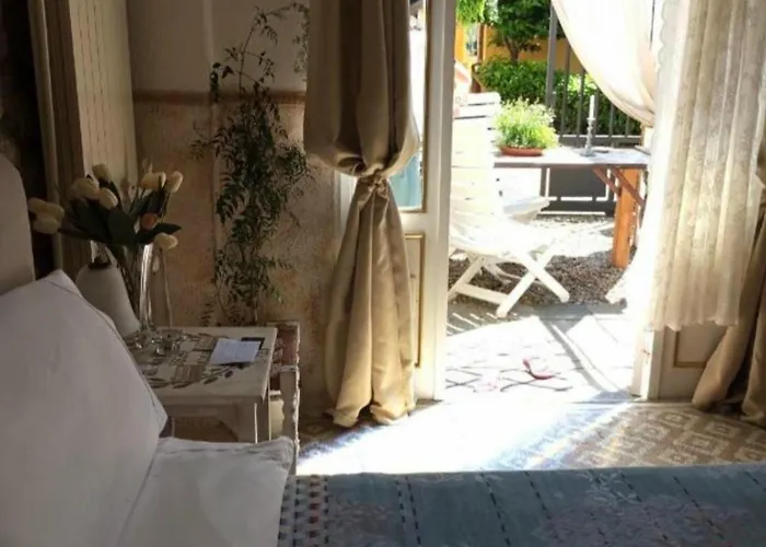 The By The 3* San Maurizio D'opaglio